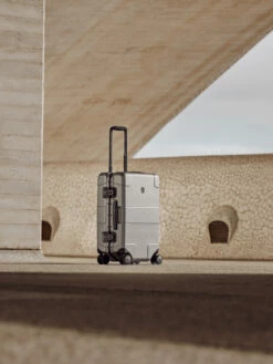 Valise Victorinox Lexicon Framed Series Slim 55 Cm -Delsey Soldes Magasin valise victorinox 793641z