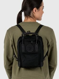 FJÄLLRÄVEN Sac à Dos Fjällräven Kanken N°2 Mini Black -Delsey Soldes Magasin sac dos fjallraven 799923z
