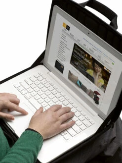 Case Logic® Housse Ordinateur Case Logic Casual 13 Pouces -Delsey Soldes Magasin sac ordinateur case logic 518309z